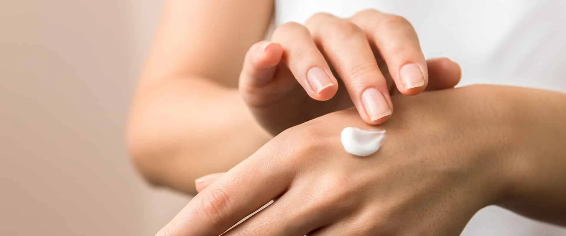 Hand care كريم اليدين نيوتروجينا فورميولا نرويجية بدون عطر 50 مل